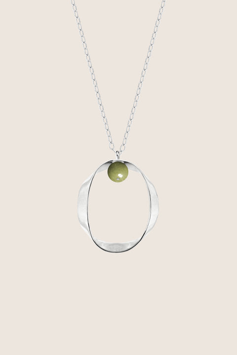UMIAR jewellery FEMINA necklace with natural matcha-toned jasper. A symbol of feminine strength, authenticity and balance. Limited UMIAR x MOYA MATCHA edition. Discover and gift timeless elegance.
