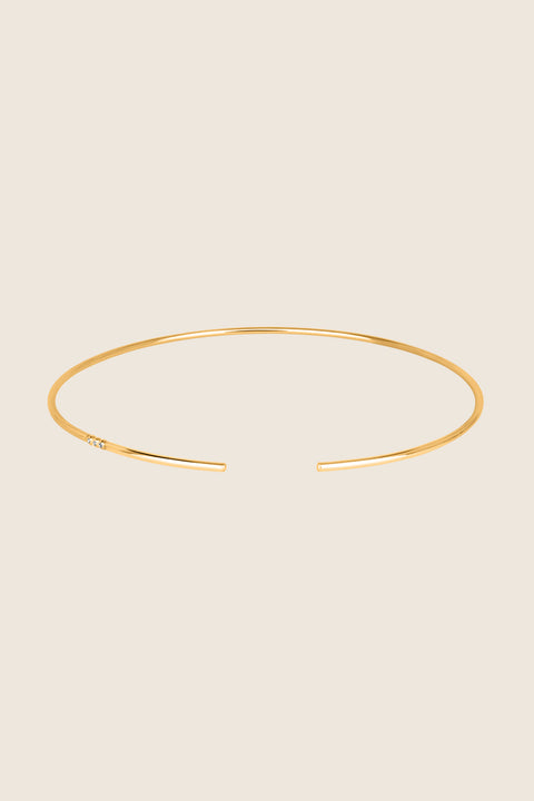Discover the elegant choker by UMIAR jewellery – a handcrafted necklace with natural gemstones, made of 925 sterling silver or 24-carat gold-plated silver. The perfect gift and a stylish accessory for both everyday wear and evening occasions. Order online today!