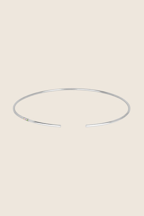 Discover the elegant choker by UMIAR jewellery – a handcrafted necklace with natural gemstones, made of 925 sterling silver or 24-carat gold-plated silver. The perfect gift and a stylish accessory for both everyday wear and evening occasions. Order online today!