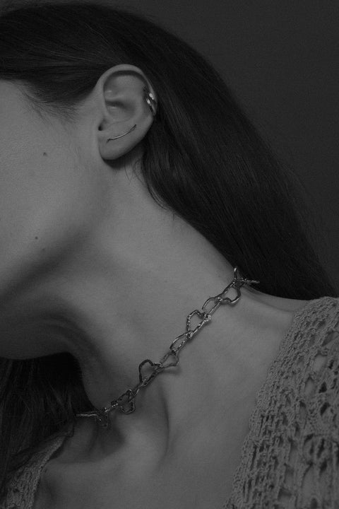 Lightweight, monolithic threader earrings made from fine wire—one of UMIAR’s first and most iconic designs. Minimalist, comfortable, and timeless, they reflect the essence of modern simplicity. Easy to wear and perfect as a thoughtful gift. Discover enduring minimalism by UMIAR jewelry.