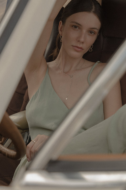 Discover the unique charm of the CAPRI collection by UMIAR Jewellery. These beautiful hoop earrings, crafted from a combination of 925 sterling silver and 24k gold-plated sterling silver, pay homage to the topography of the iconic island of Capri. Their irregular texture, inspired by the island’s contours, subtly reflects the light and adds a touch of brilliance to any look. Step into the world of dolce vita and endless summer with our collection.