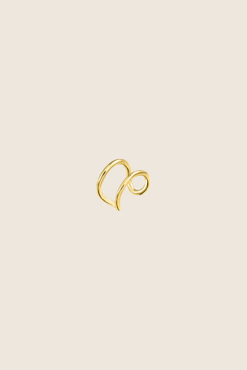 Discover the handcrafted ear cuff from UMIAR jewelry, made from a silver rod shaped into a doubled letter C. This delicate piece, available in 925 sterling silver or 24k gold-plated sterling silver, adds subtle elegance and a modern touch to any look. Designed to be worn on the upper part of the ear. Order now and highlight your unique style with UMIAR jewelry!