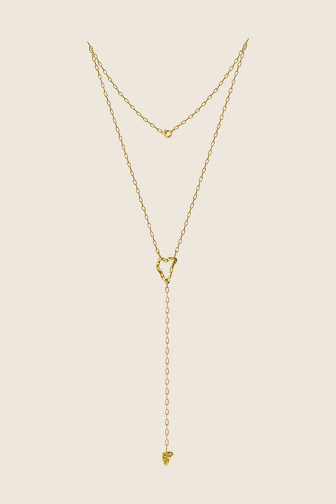 Discover a distinctive necklace from UMIAR jewellery that takes you on a journey to sun-drenched Capri. Handcrafted from 925 sterling silver and 24-carat gold-plated silver, this unique piece features two pendants inspired by the island’s topography and three chains that gracefully wrap around the neck, cascading down the neckline. The total length is 53 cm, with a 10 cm opposite chain. More than just an accessory — it’s a tribute to the beauty and spirit of Capri.